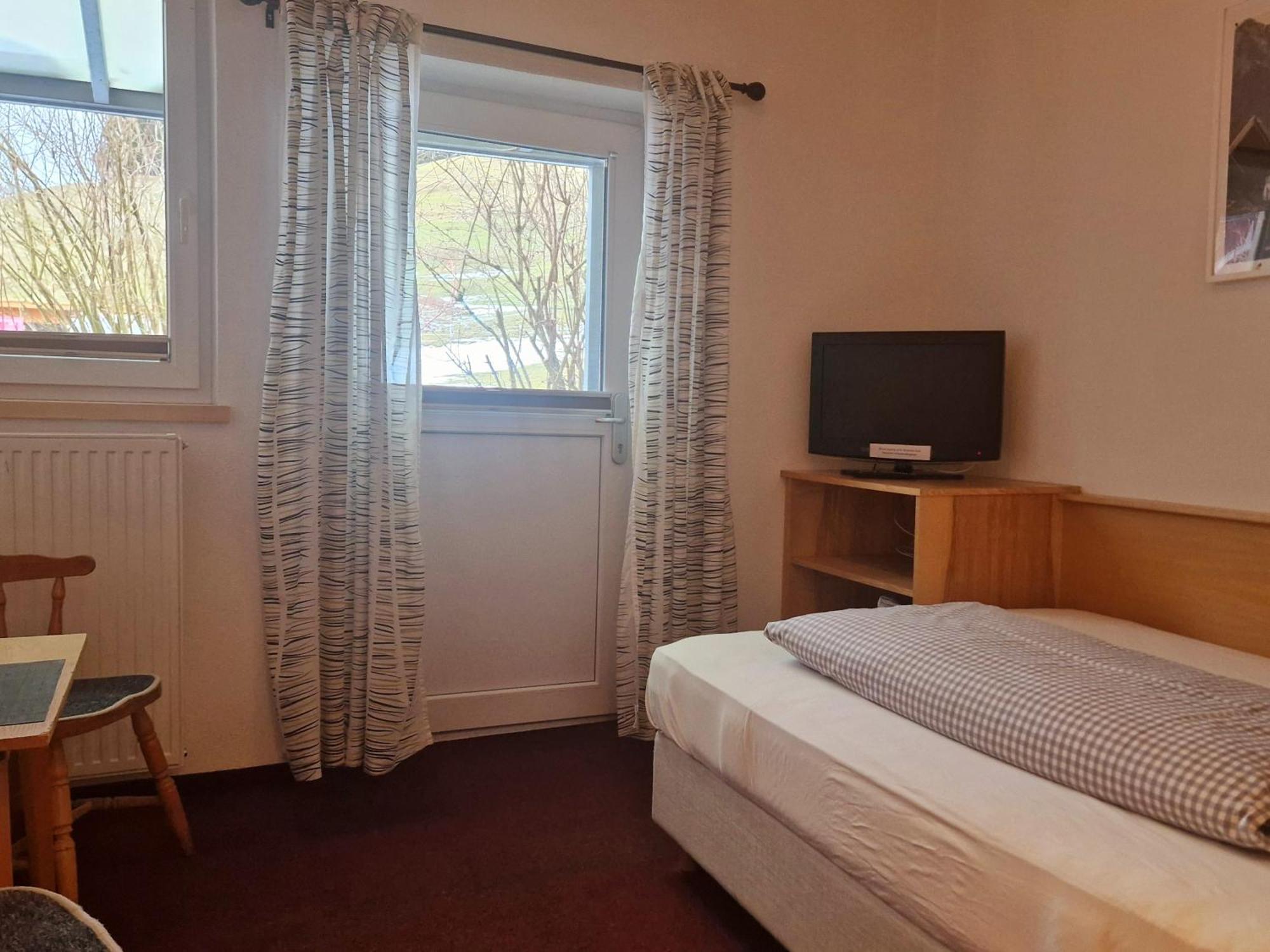 Pension Bergheim Tannheim Room photo